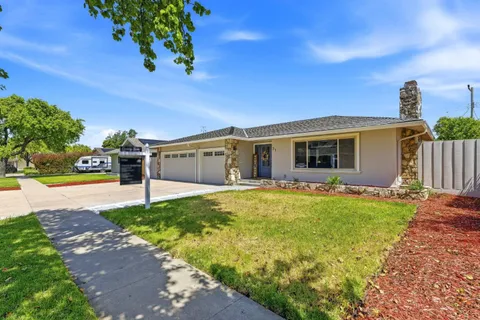 $999,000 | 31 La Mirada Court, Salinas, CA 93901