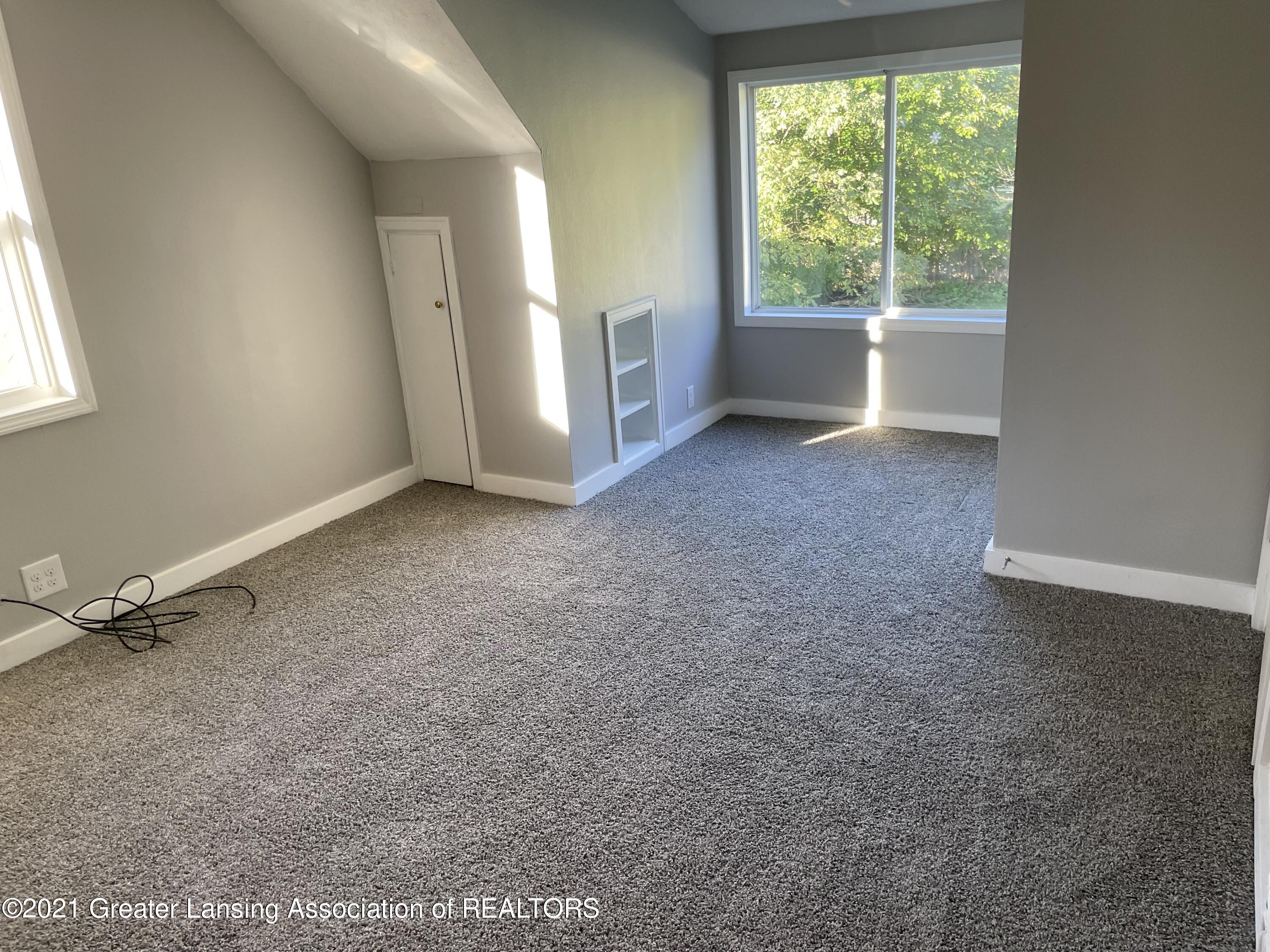 714 South Cochran Road Charlotte, MI 48813 - Photo 12 of 12 IMG_2961