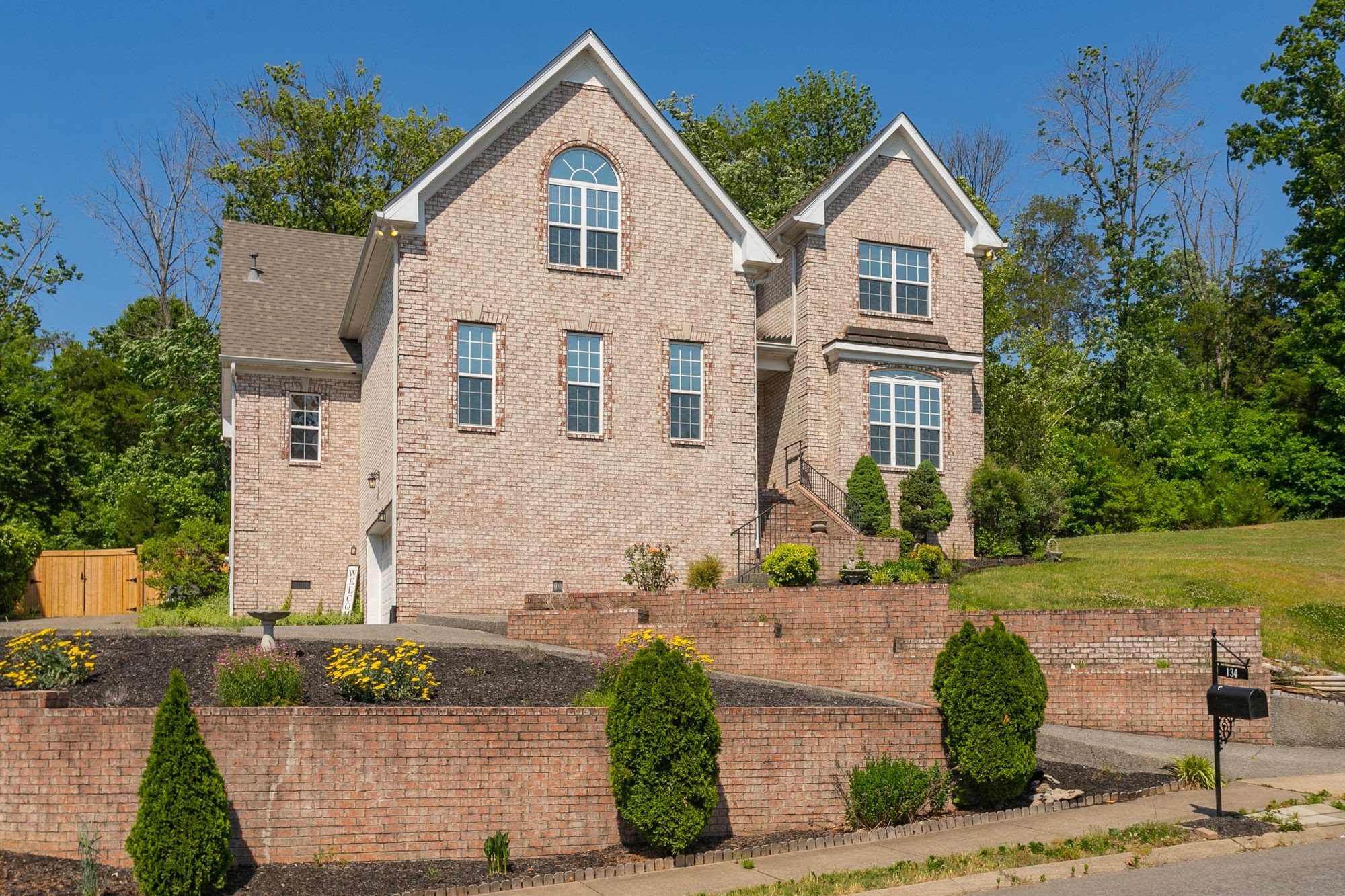 134 Ridgeview Trace Hendersonville, TN 37075 - Photo 3 of 56 Gallery Image 3