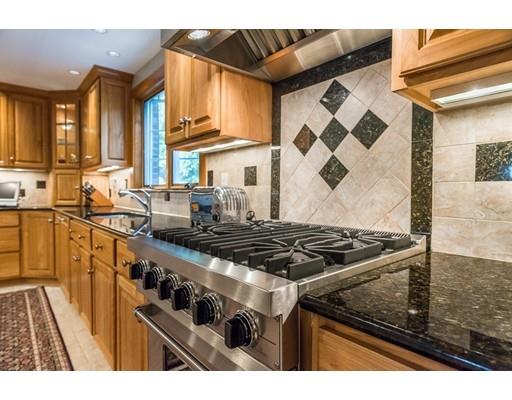 14 Harriett Road Gloucester, MA 01930 - Photo 7 of 30