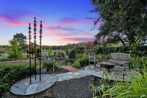 $1,695,000 | 180 Trinity Road, Glen Ellen, CA 95442