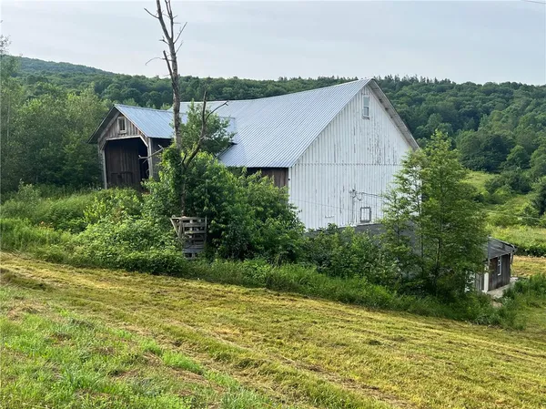$550,000 | 834 Crescent Valley Road, Bovina, NY 13740