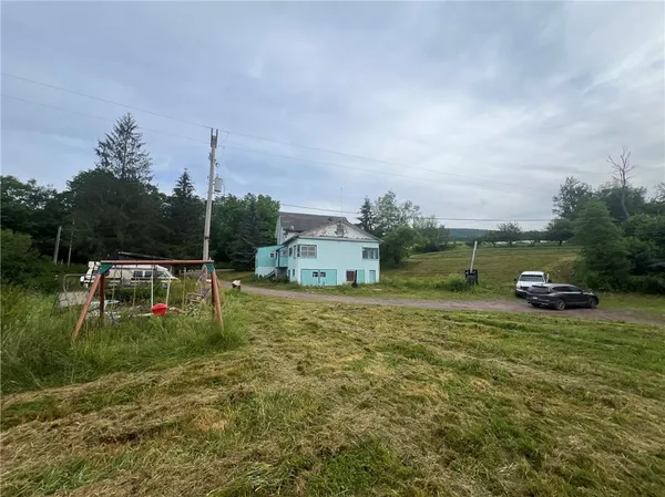$550,000 | 834 Crescent Valley Road, Bovina, NY 13740