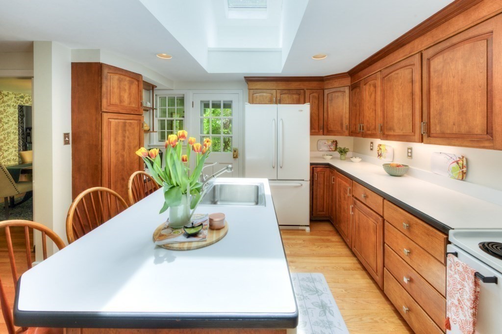 5 Algonquin Road Worcester, MA 01609 - Photo 22 of 42
