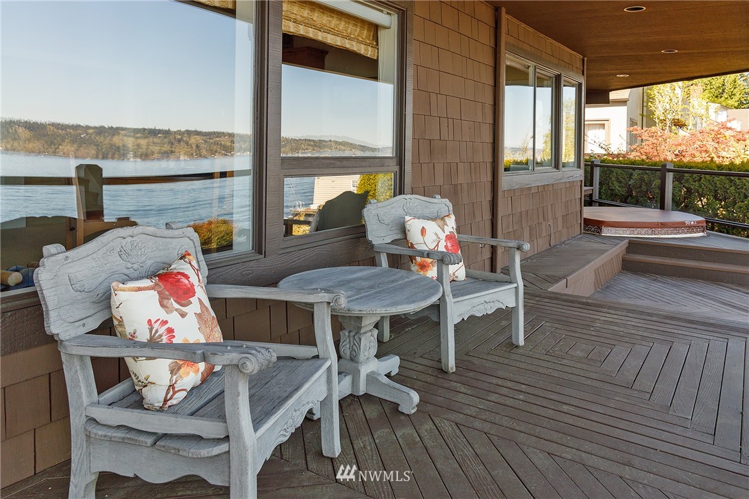 8510 Sand Point Way Northeast Seattle, WA 98115 - Photo 30 of 36 Gallery Image 30