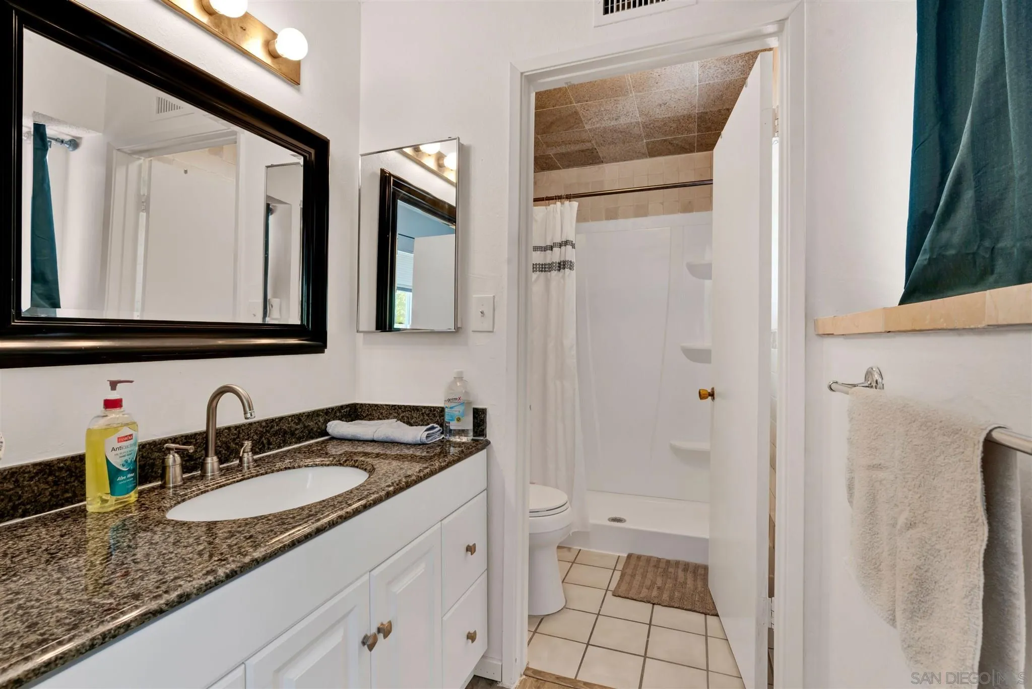 660 Irene Road Oceanside, CA 92057 - Photo 12 of 20 Gallery Image 12