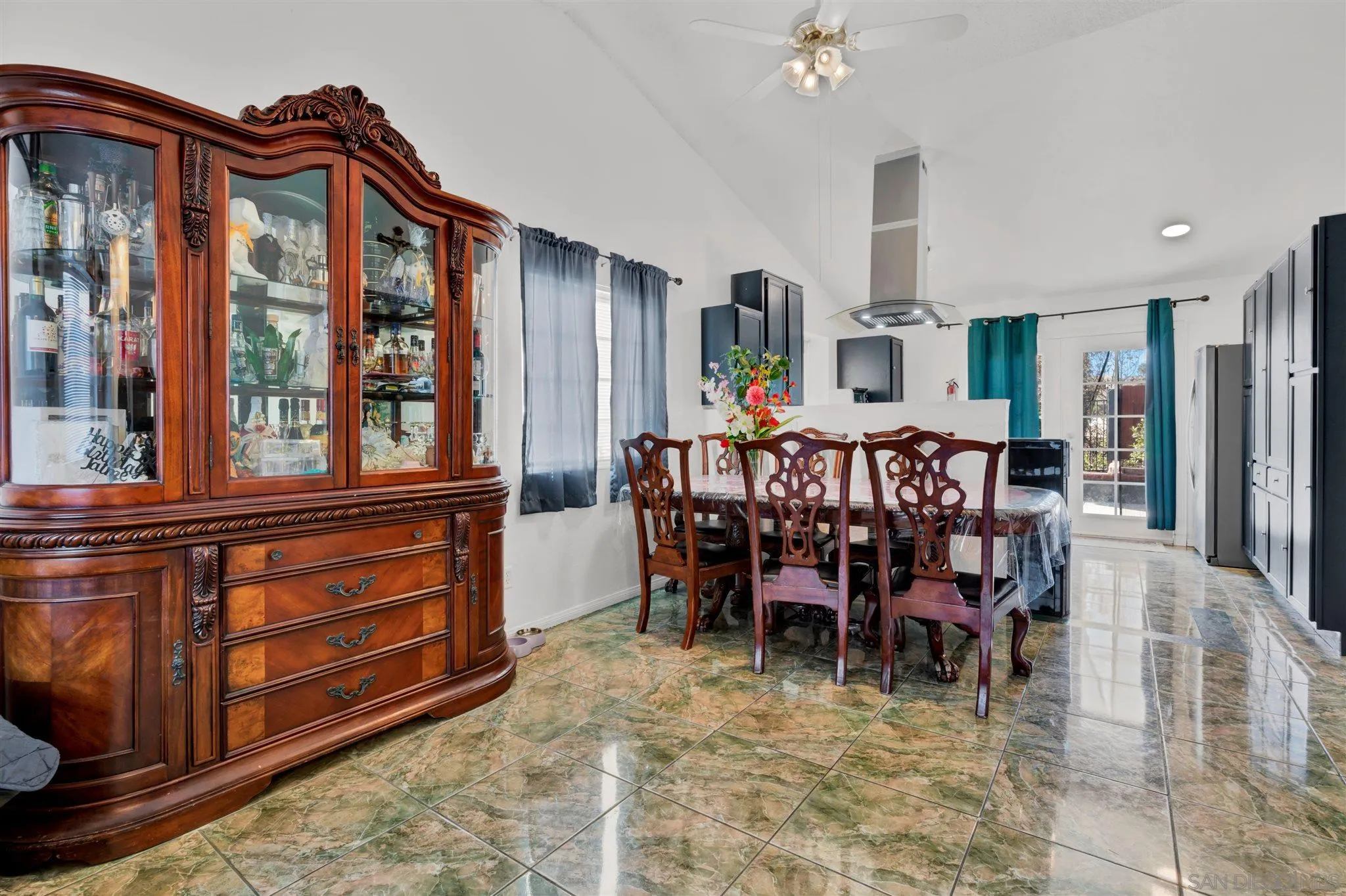 660 Irene Road Oceanside, CA 92057 - Photo 8 of 20 Gallery Image 8
