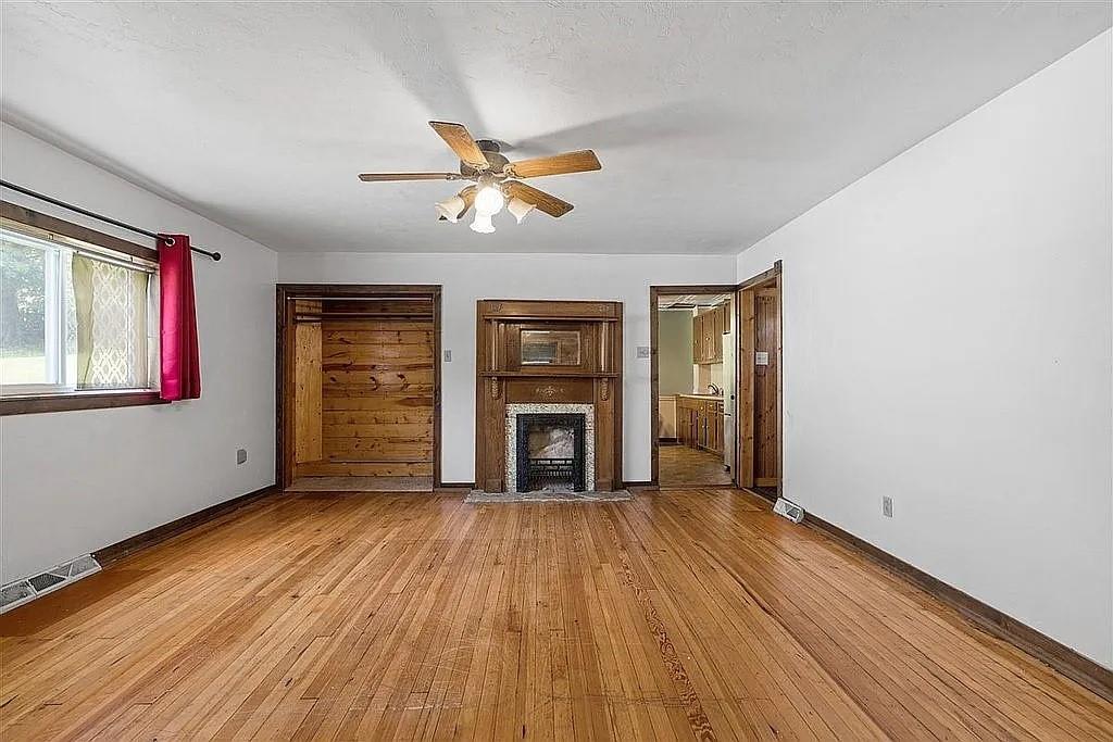 331 Clarence Street Pittsburgh, PA 15211 - Photo 8 of 33