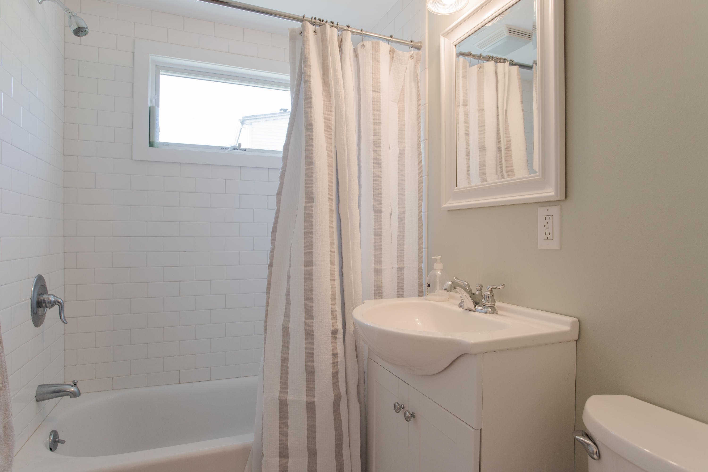 2 Sterling Road Kittery, ME 03904 - Photo 17 of 32 2 Sterling Road