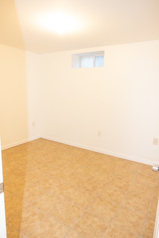 95 Elwyn Street Cranston, RI 02920 - Photo 28 of 41
