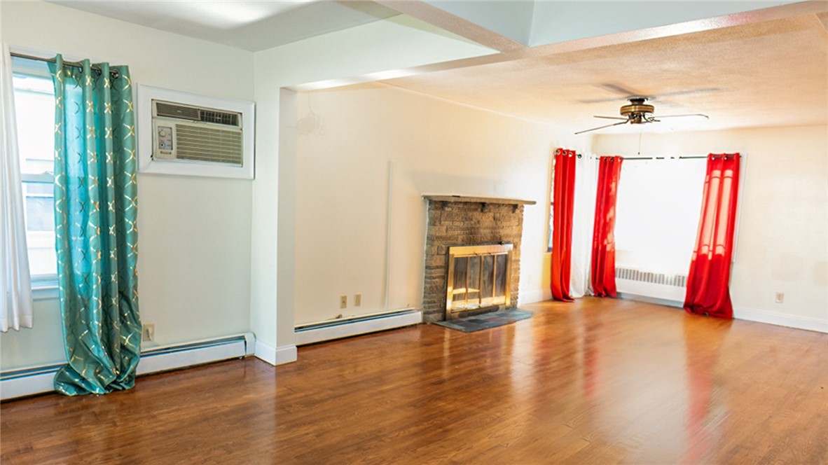 95 Elwyn Street Cranston, RI 02920 - Photo 3 of 41