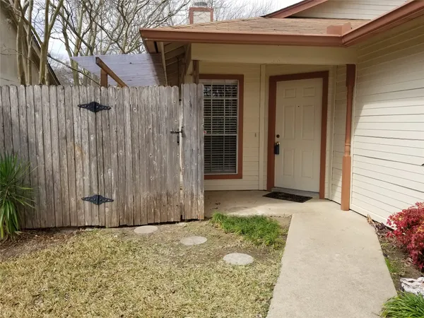 $1,600 | 740 Simonetti Drive, Unit B, Austin, TX 78748