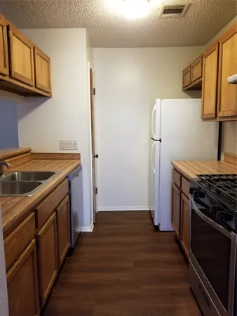 $1,600 | 740 Simonetti Drive, Unit B, Austin, TX 78748