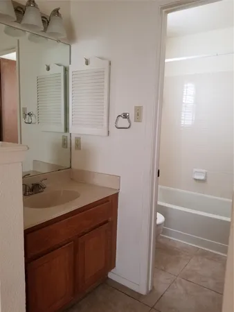 $1,600 | 740 Simonetti Drive, Unit B, Austin, TX 78748