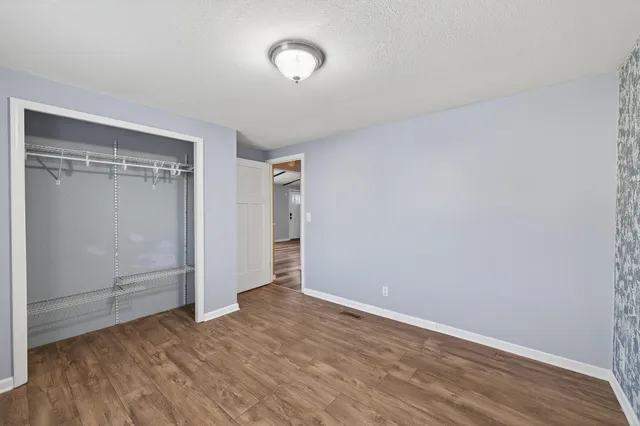 $80,000 | 7436 West Circle Northeast, Fridley, MN 55432