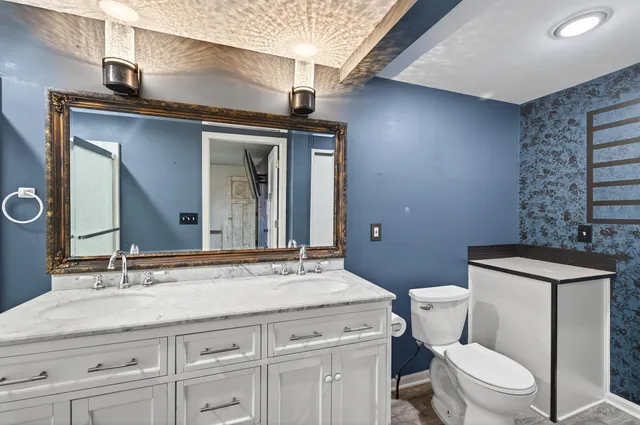 $80,000 | 7436 West Circle Northeast, Fridley, MN 55432