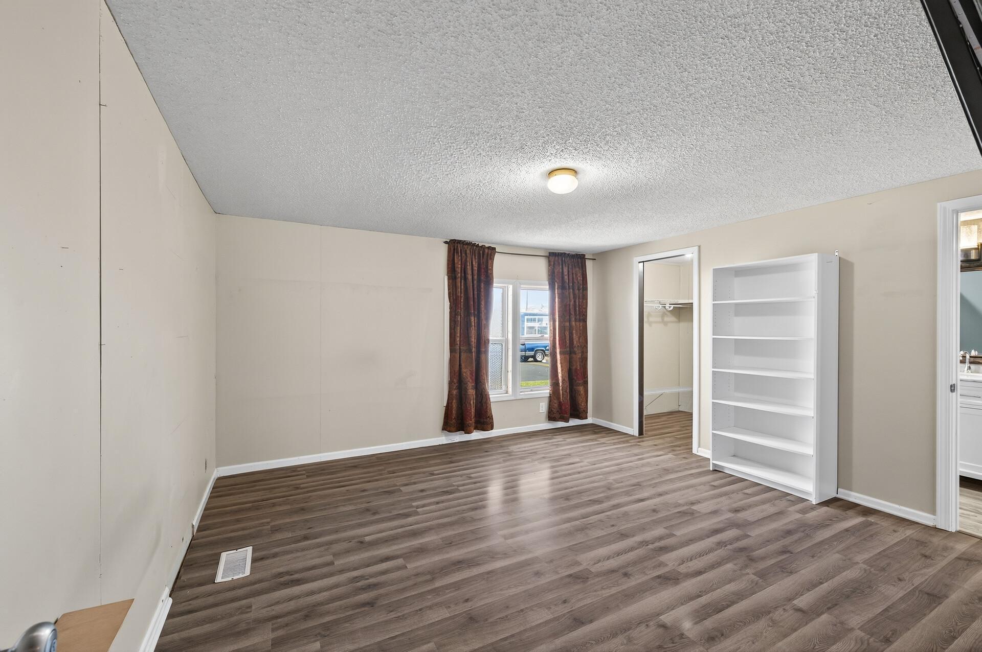 7436 West Circle Northeast Fridley, MN 55432 - Photo 20 of 28