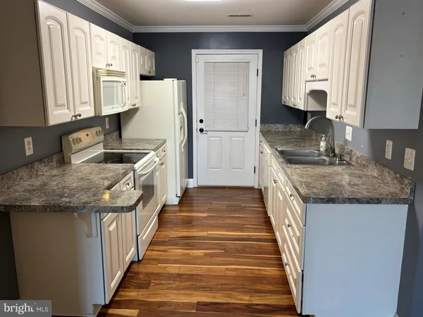 $2,500 | 124 Madison Street, La Plata, MD 20646