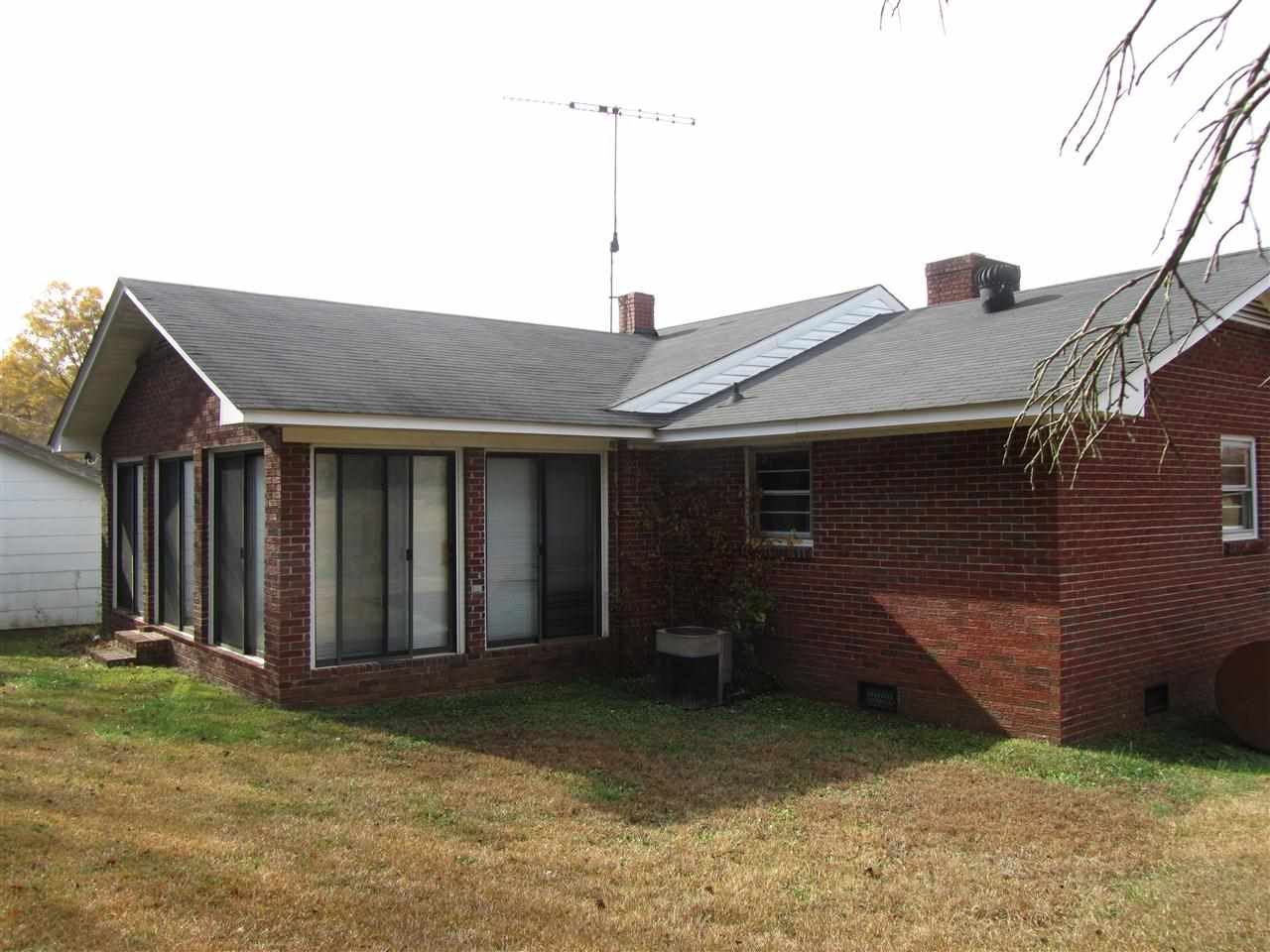 558 Mudbridge Road Buffalo, SC 29321 - Photo 2 of 20