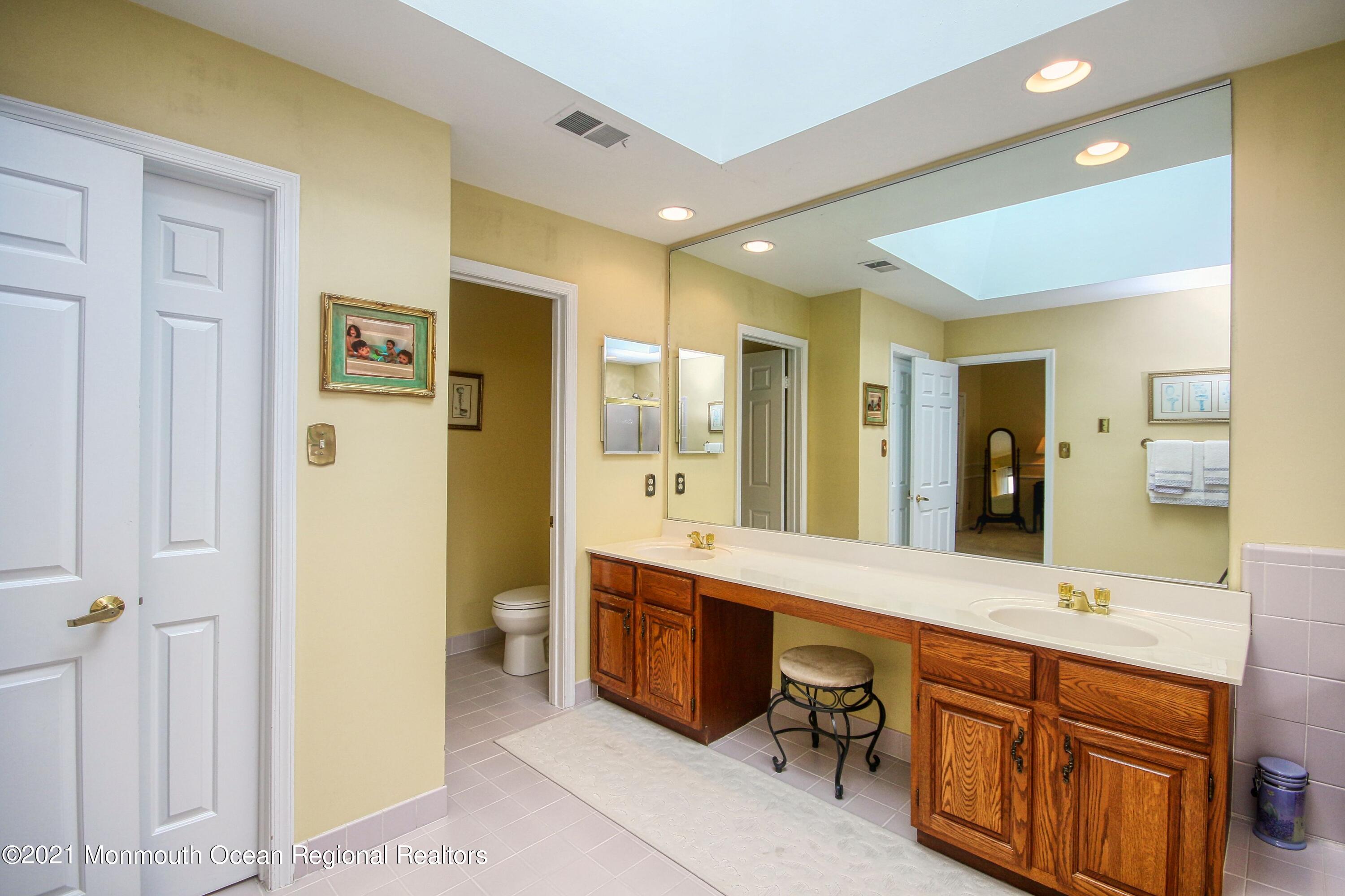 13 Tower Road Freehold, NJ 07728 - Photo 18 of 38 JUNI8563