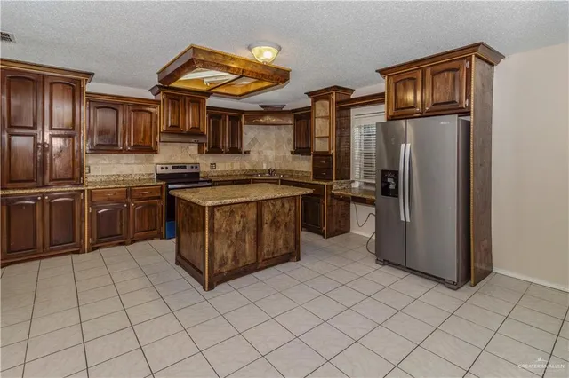 $1,950 | 207 East Saenz Avenue, Pharr, TX 78577