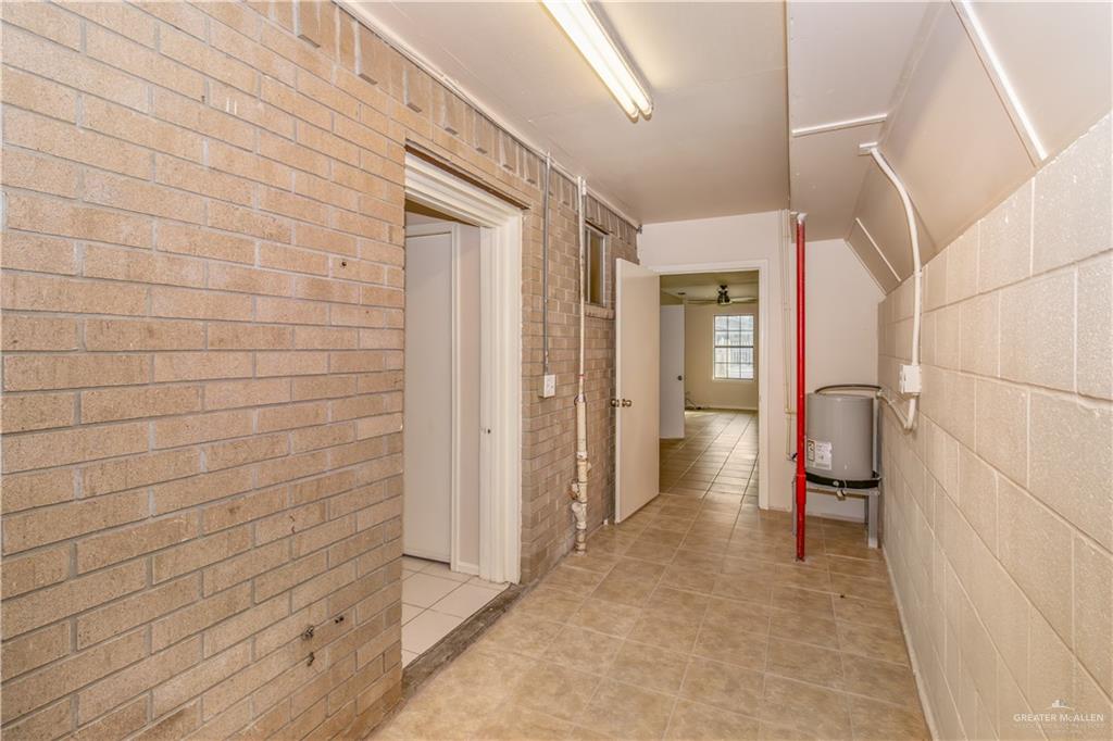 207 East Saenz Avenue Pharr, TX 78577 - Photo 9 of 11