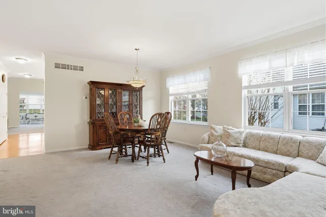 $599,000 | 30 Tupelo Lane, Langhorne, PA 19047