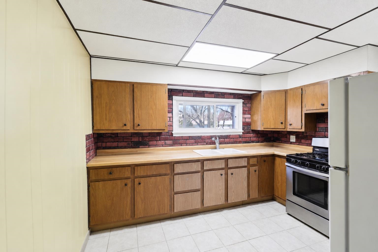 604 9th Baraboo, WI 53913 - Photo 27 of 43