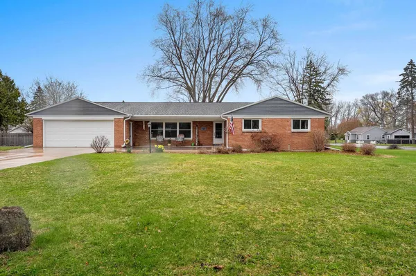 $310,000 | 147 Quincy Street, Oconto, WI 54153