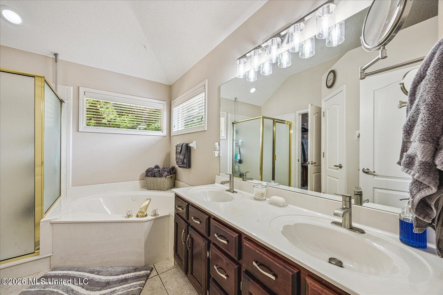 4278 Elizabeth Circle West Olive Branch, MS 38654 - Photo 21 of 32 21-2971798sj-21-4278 Elizabeth Cir W