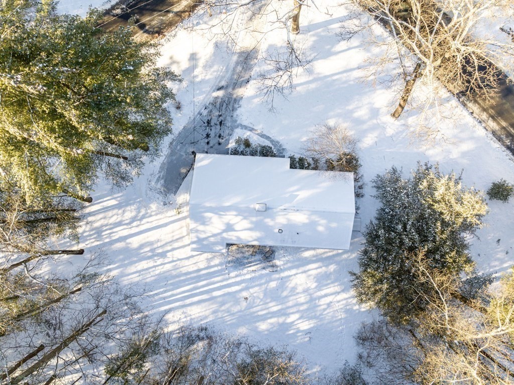 43 Colonial Road Sudbury, MA 01776 - Photo 33 of 37 Gallery Image 33