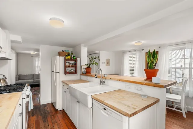 $549,999 | 76 Macy Street, Quincy, MA 02169