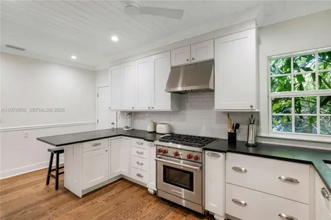 $3,590,000 | 935 Escobar Avenue, Coral Gables, FL 33134