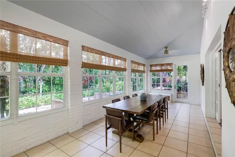 $3,590,000 | 935 Escobar Avenue, Coral Gables, FL 33134