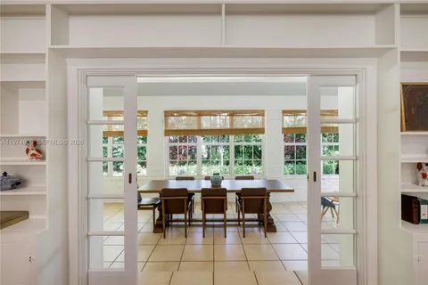 $3,590,000 | 935 Escobar Avenue, Coral Gables, FL 33134