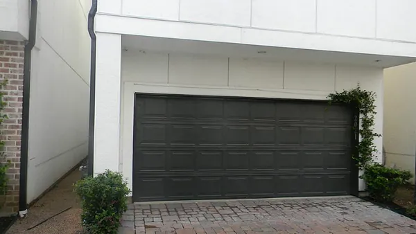 $2,800 | 2021 Fannin Station, Houston, TX 77045