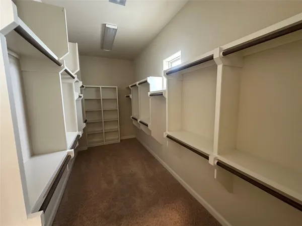$2,800 | 2021 Fannin Station, Houston, TX 77045