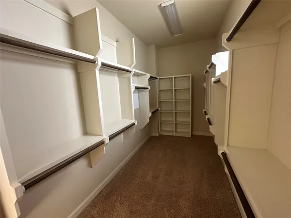 $2,800 | 2021 Fannin Station, Houston, TX 77045
