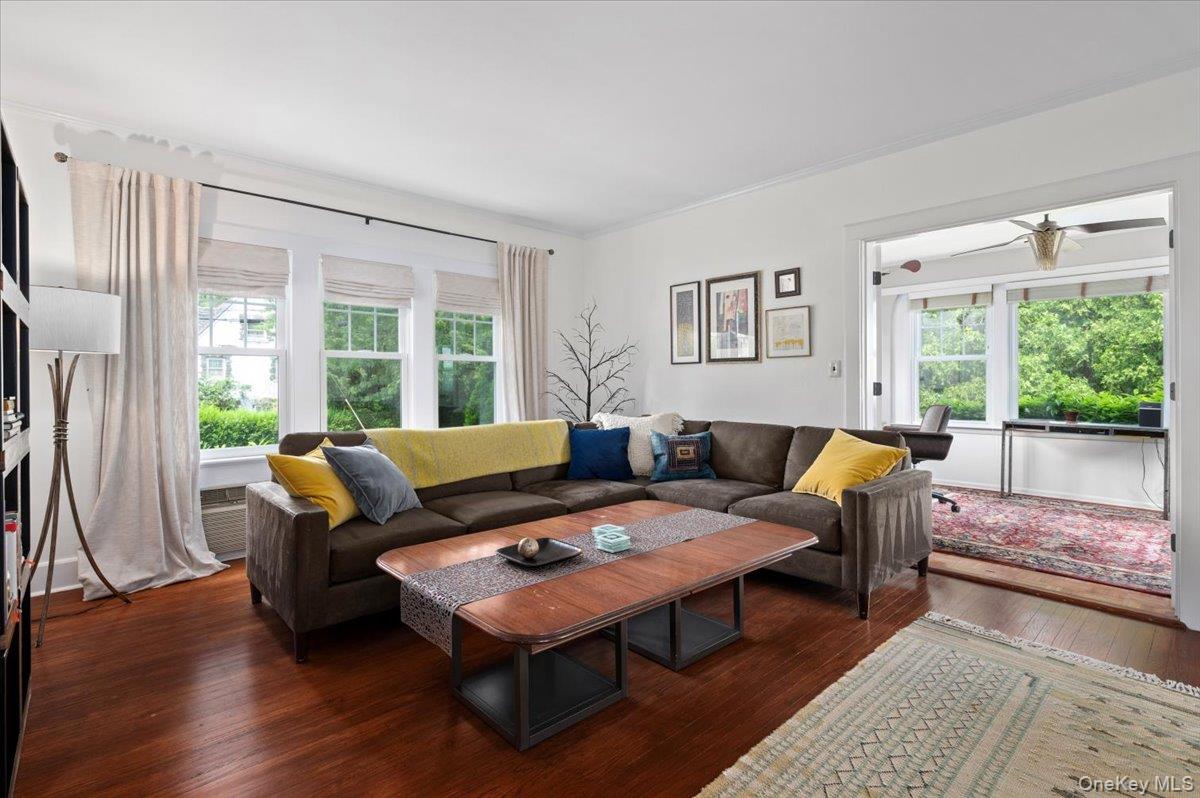400 Manor Ridge Road Pelham, NY 10803 - Photo 4 of 39 a living room with furniture and a large window