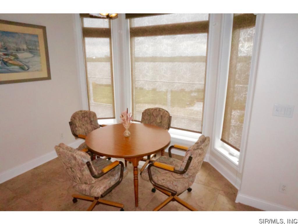 808 Wind Rivers Drive, Unit B Grafton, IL 62037 - Photo 18 of 43 Gallery Image 18