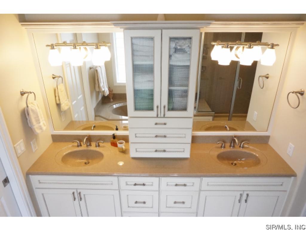 808 Wind Rivers Drive, Unit B Grafton, IL 62037 - Photo 22 of 43 Gallery Image 22
