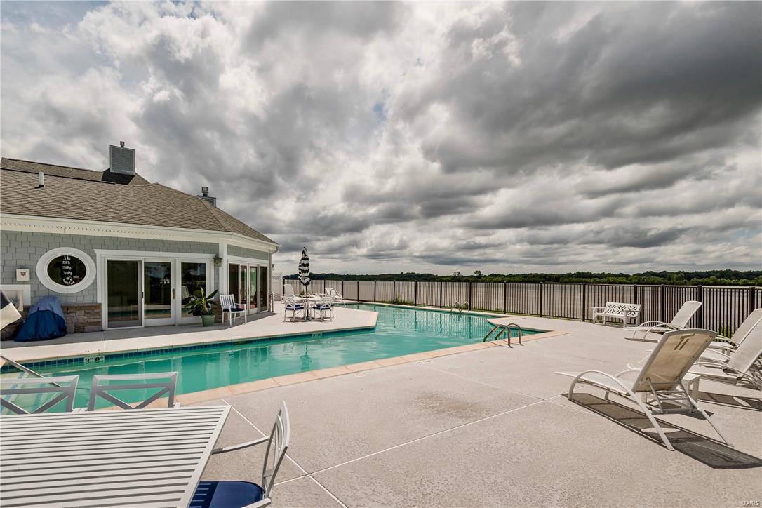 808 Wind Rivers Drive, Unit B Grafton, IL 62037 - Photo 29 of 43 Gallery Image 29