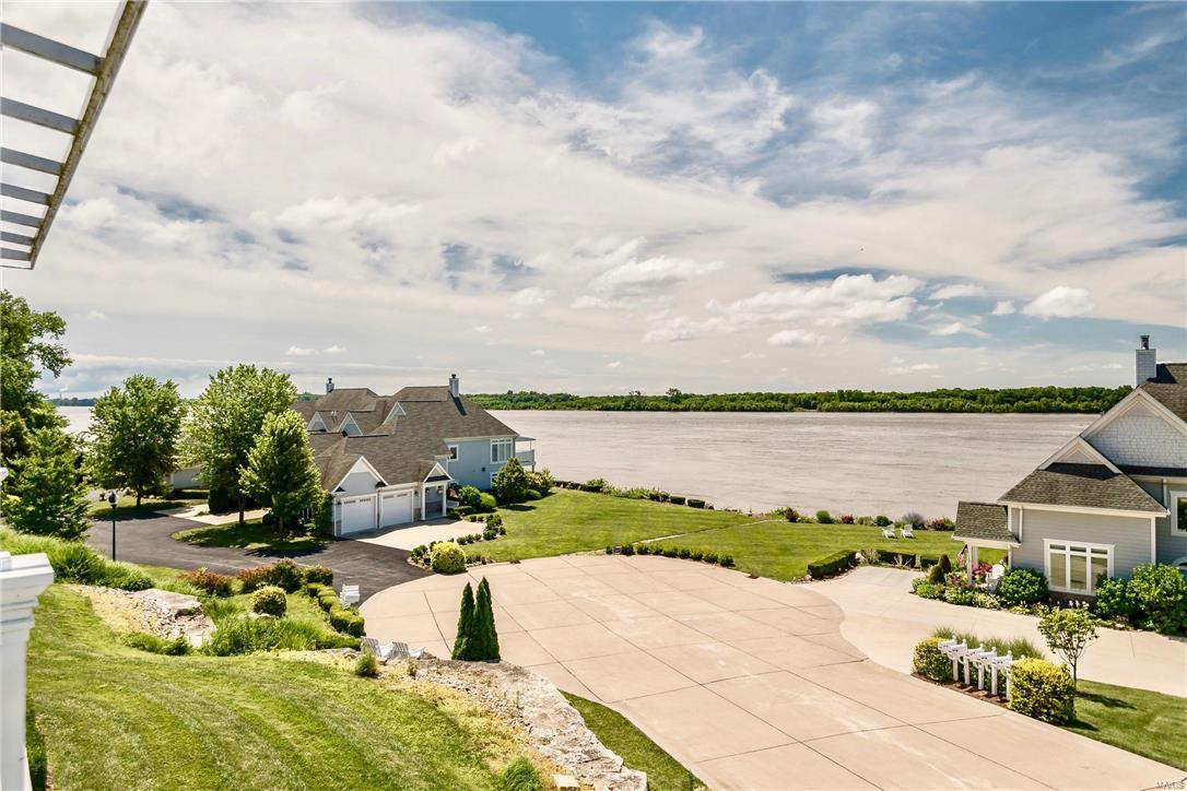 808 Wind Rivers Drive, Unit B Grafton, IL 62037 - Photo 5 of 43 Gallery Image 5