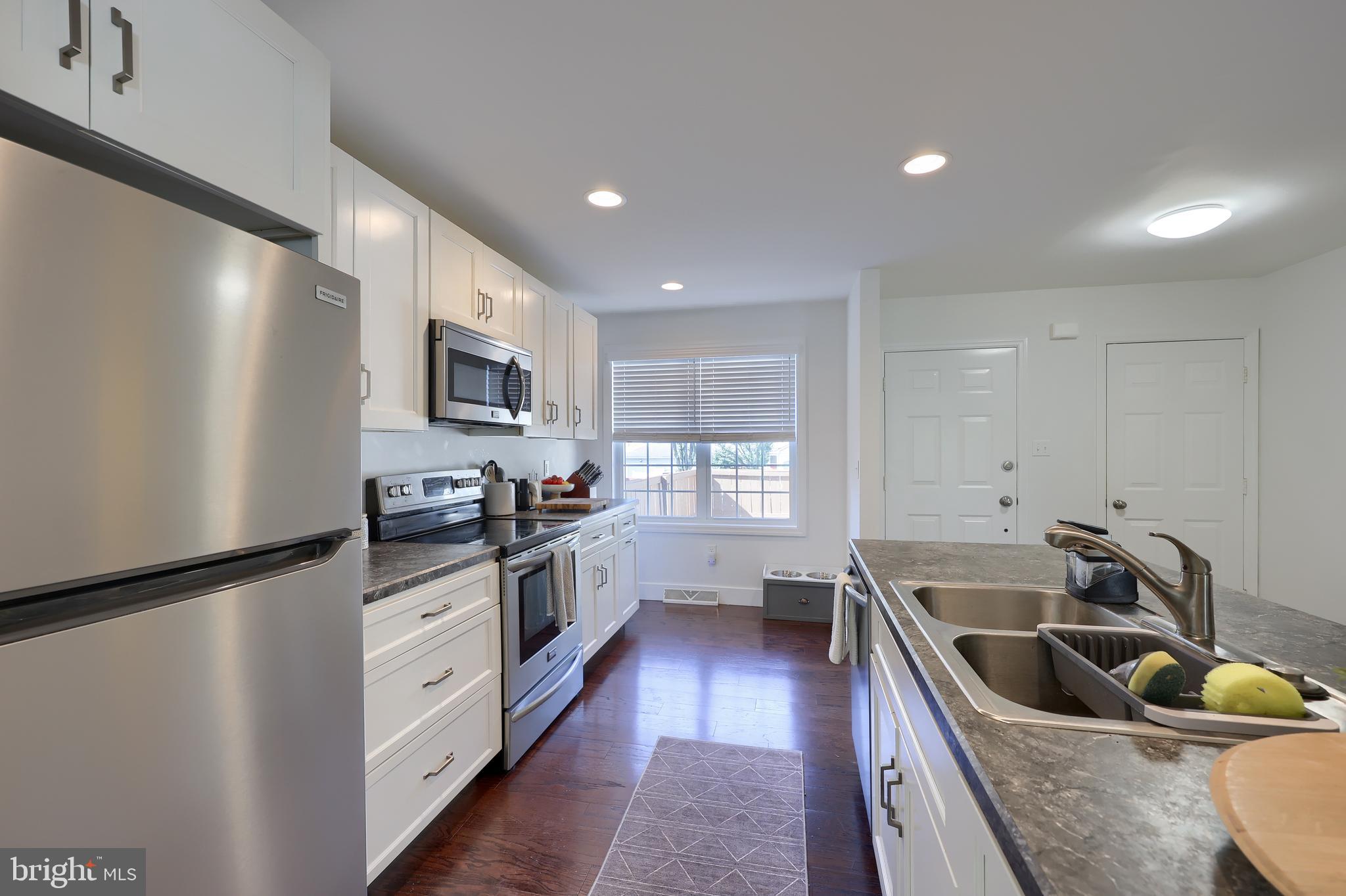 131 Treetops Drive Lancaster, PA 17601 - Photo 12 of 37