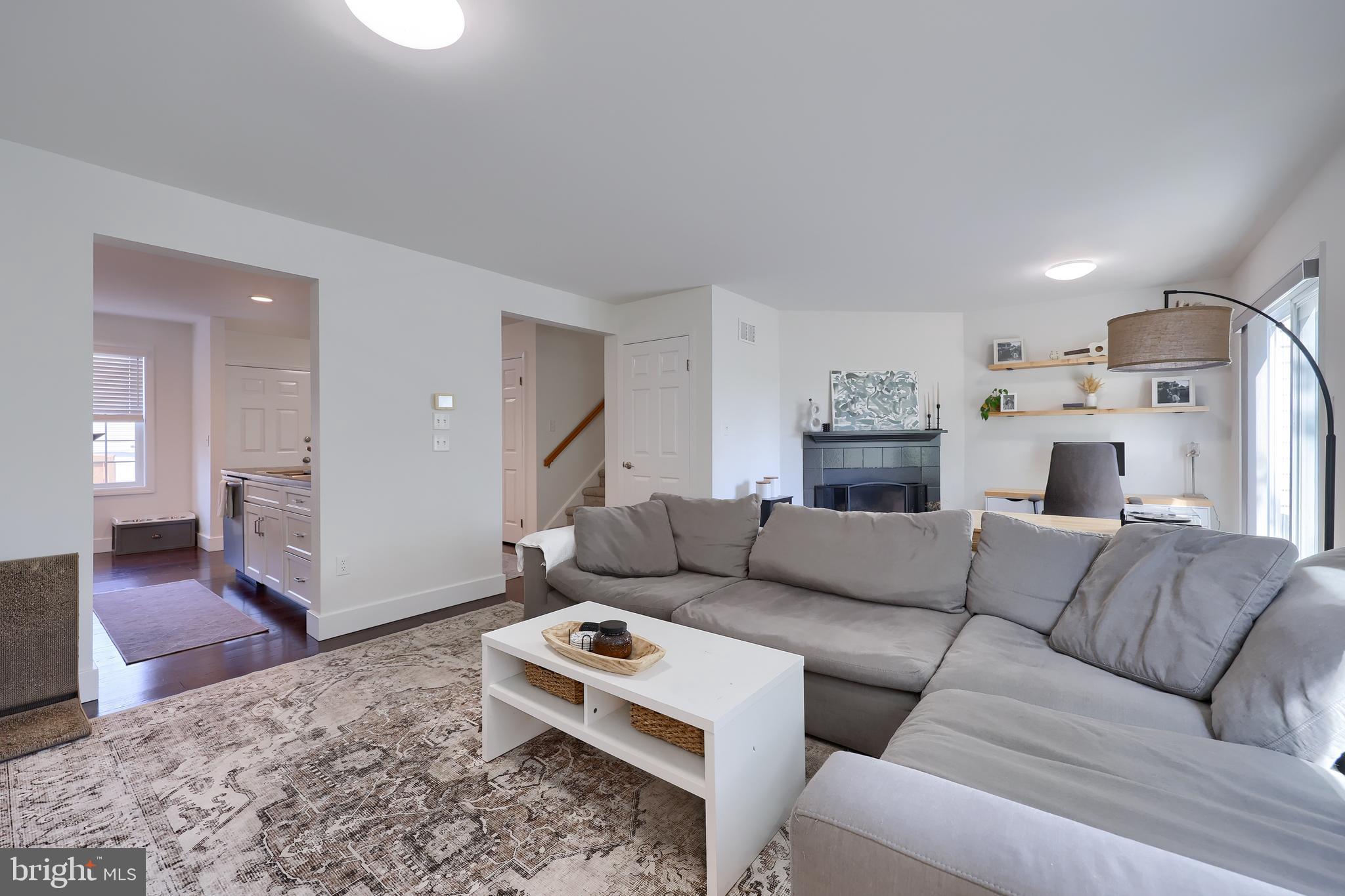 131 Treetops Drive Lancaster, PA 17601 - Photo 5 of 37