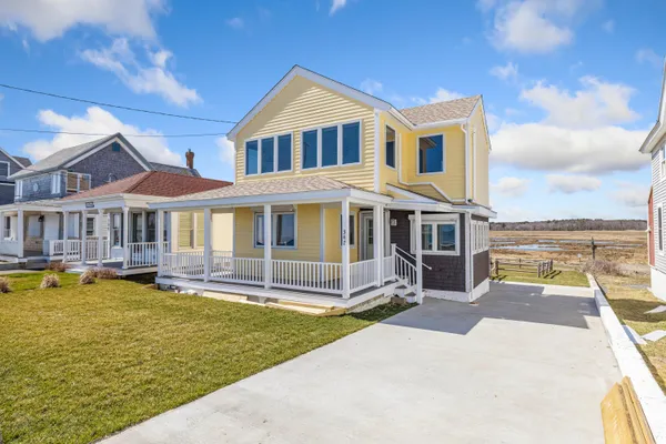 $925,000 | 347 Webhannet Drive, Wells, ME 04090