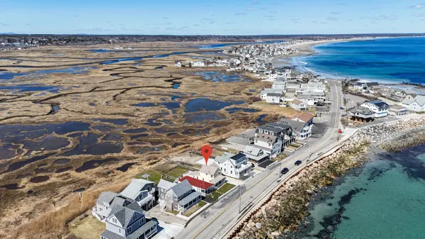 $925,000 | 347 Webhannet Drive, Wells, ME 04090