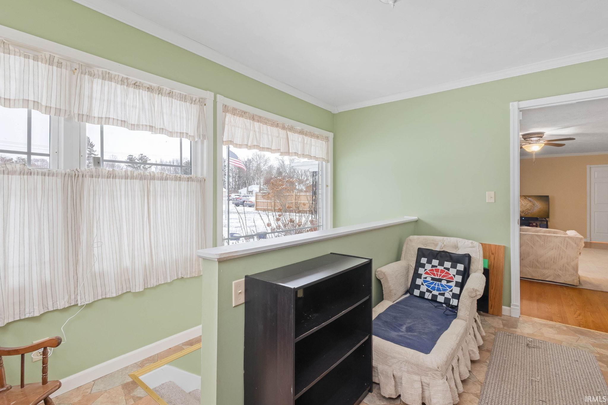 17380 Ireland Road South Bend, IN 46614 - Photo 7 of 32