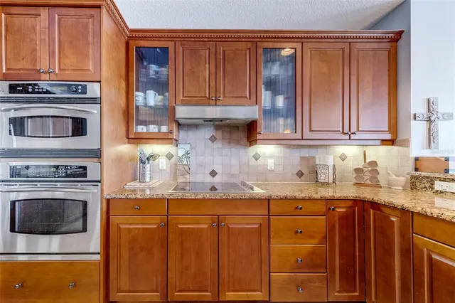 $5,995 | 17745 Gulf Boulevard, Unit 303, Redington Shores, FL 33708