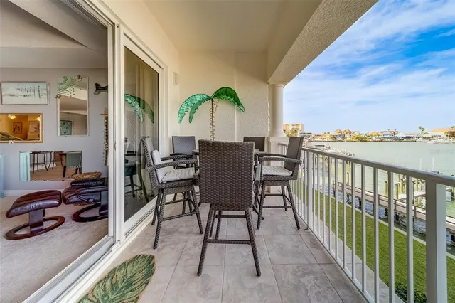 $5,995 | 17745 Gulf Boulevard, Unit 303, Redington Shores, FL 33708
